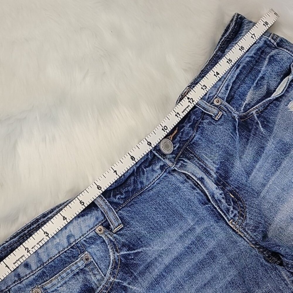 AMERICAN EAGLE Medium Wash Distressed Cut Off Raw Hem Boho Short Jean Shorts 12 - Picture 7 of 8
